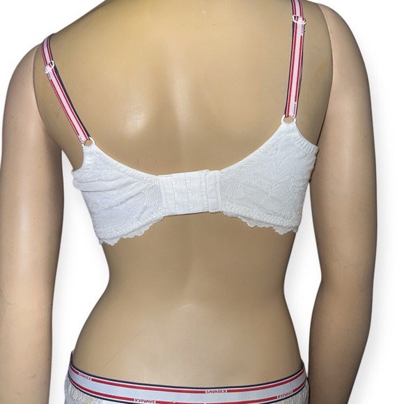 Savage X women’s White Lace serving courtside skirt & bra Intimate Set sz 12-14 - Picture 15 of 16